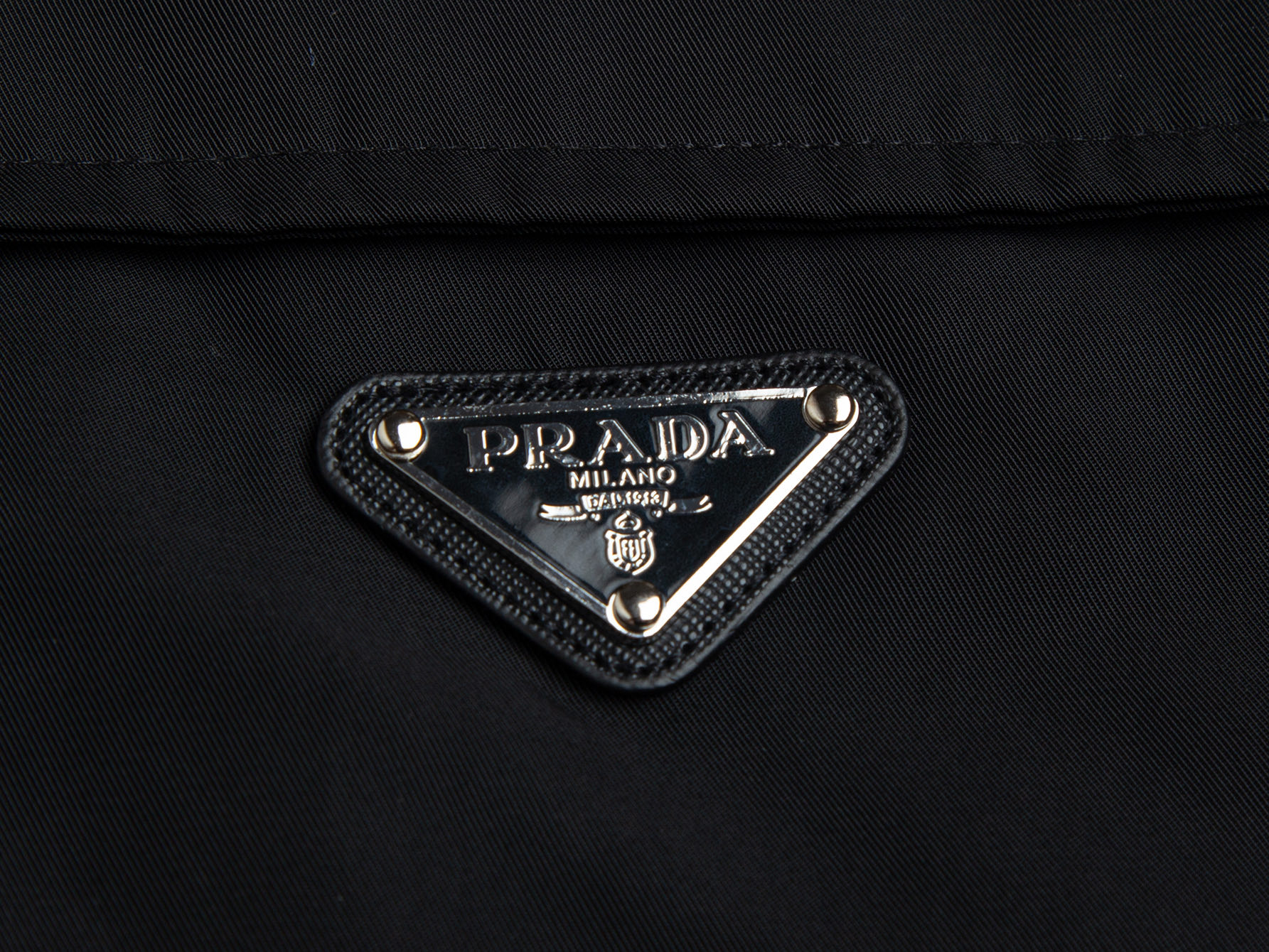 Prada Prada普拉达 26款 上新 三角标工装马甲再生尼龙面料