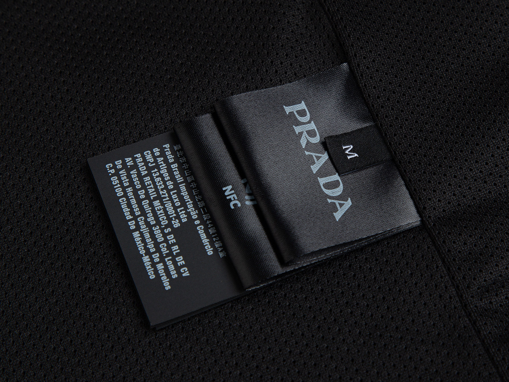 Prada Prada普拉达 26款 上新 三角标工装马甲再生尼龙面料