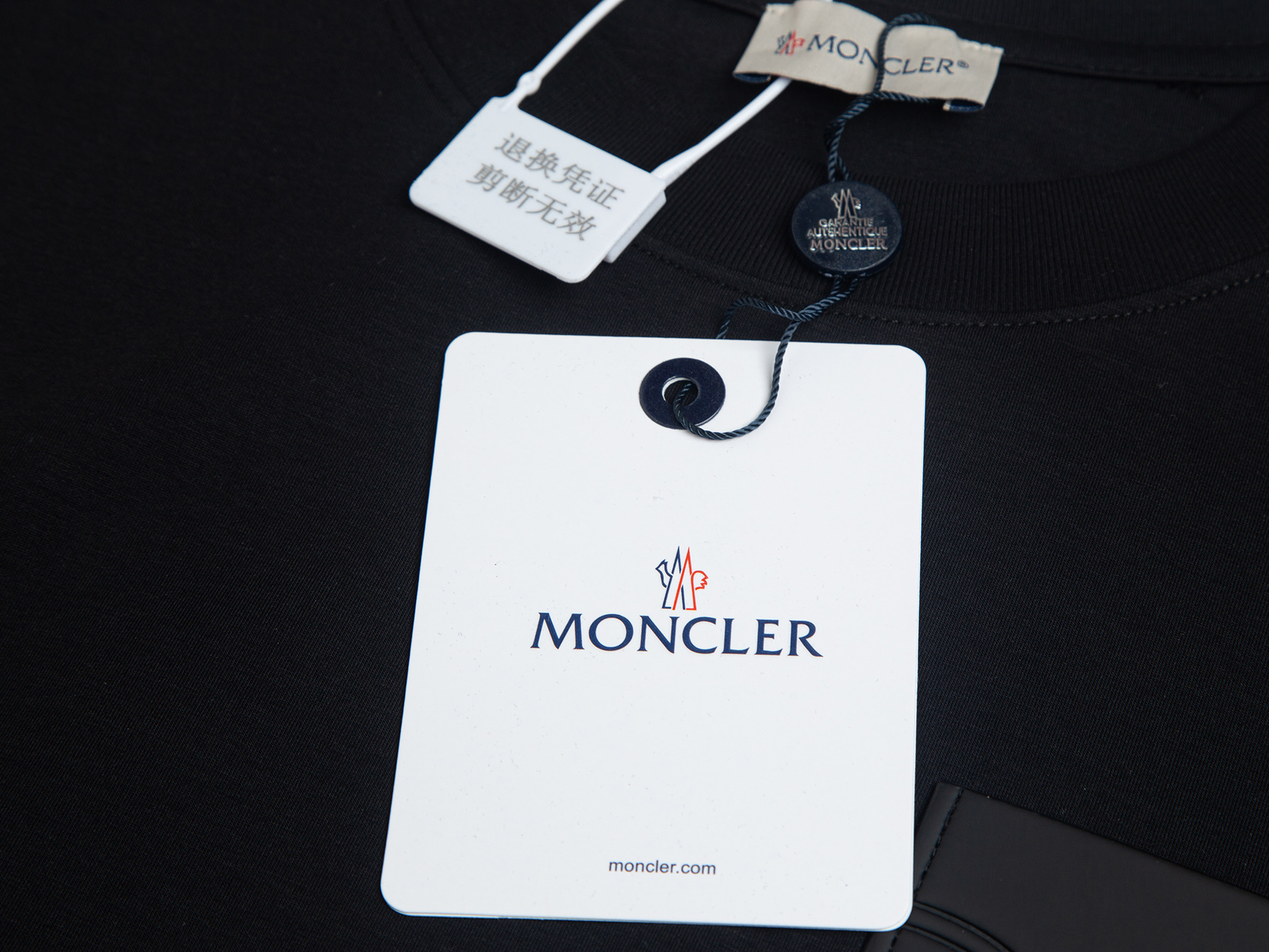 Moncler Moncler蒙口官网 款 真皮口袋logo标宽松 短袖T桖