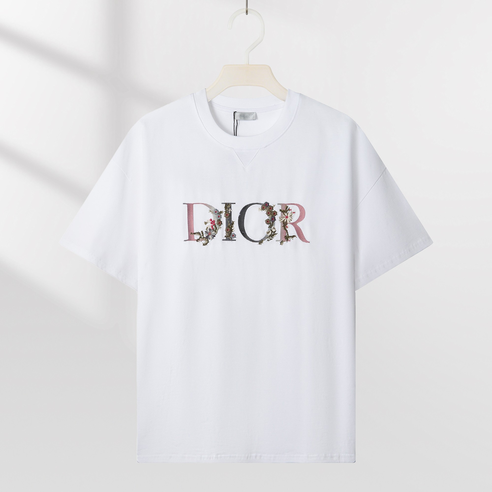 P85 Dior Camiseta de manga corta con logo bordado con la letra DIOR, tejido 100% puro algodón de doble hilo, completa c…