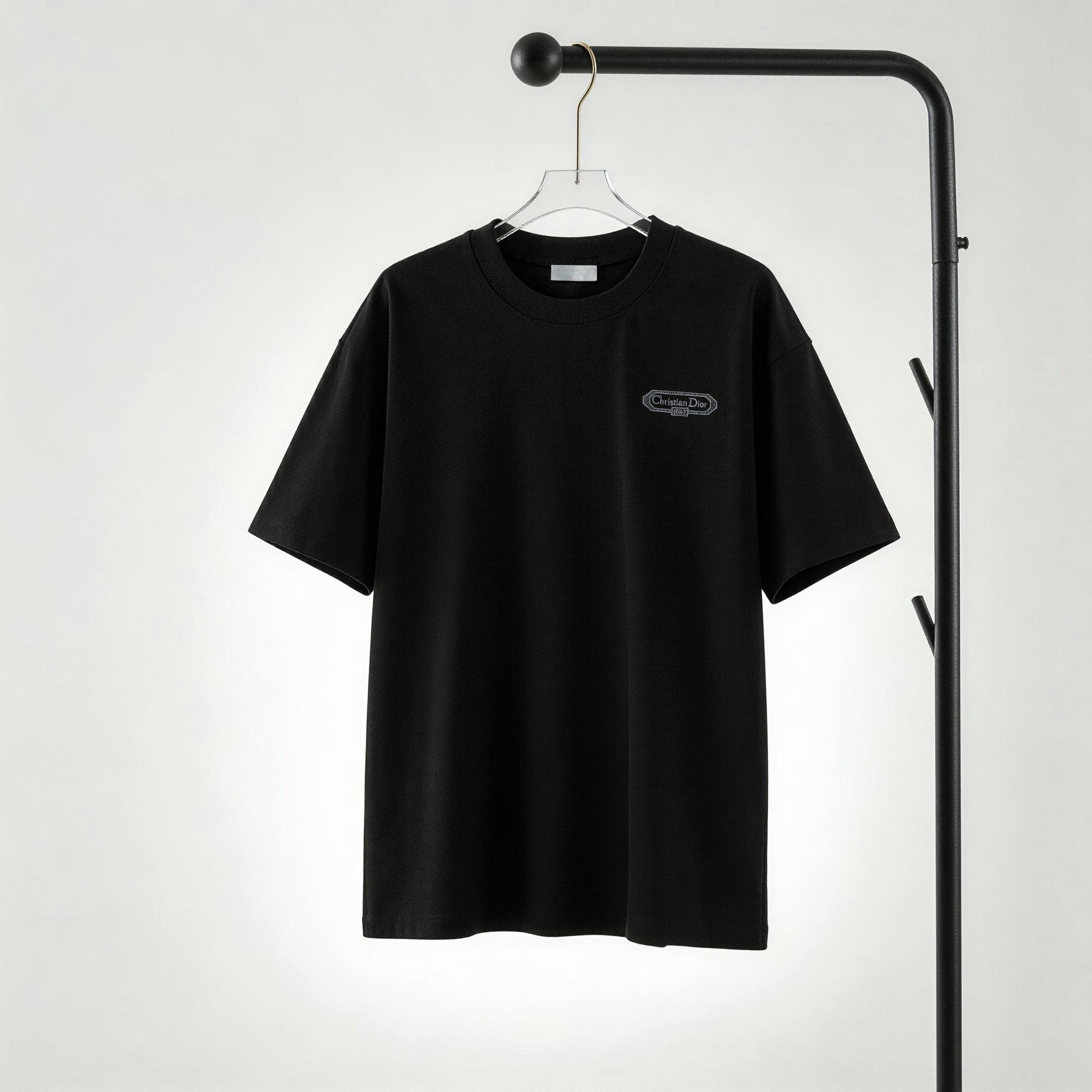 P85 Dior Camiseta de manga corta con logo bordado con la letra DIOR, tejido 100% puro algodón de doble hilo, completa c…
