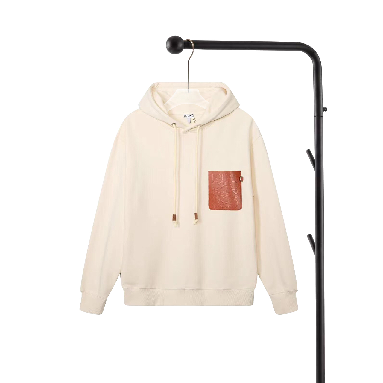 P150 Loewe Sudadera con capucha y bolsillo de piel con logo Loewe, confeccionada en tejido 100% algodón de doble capa d…