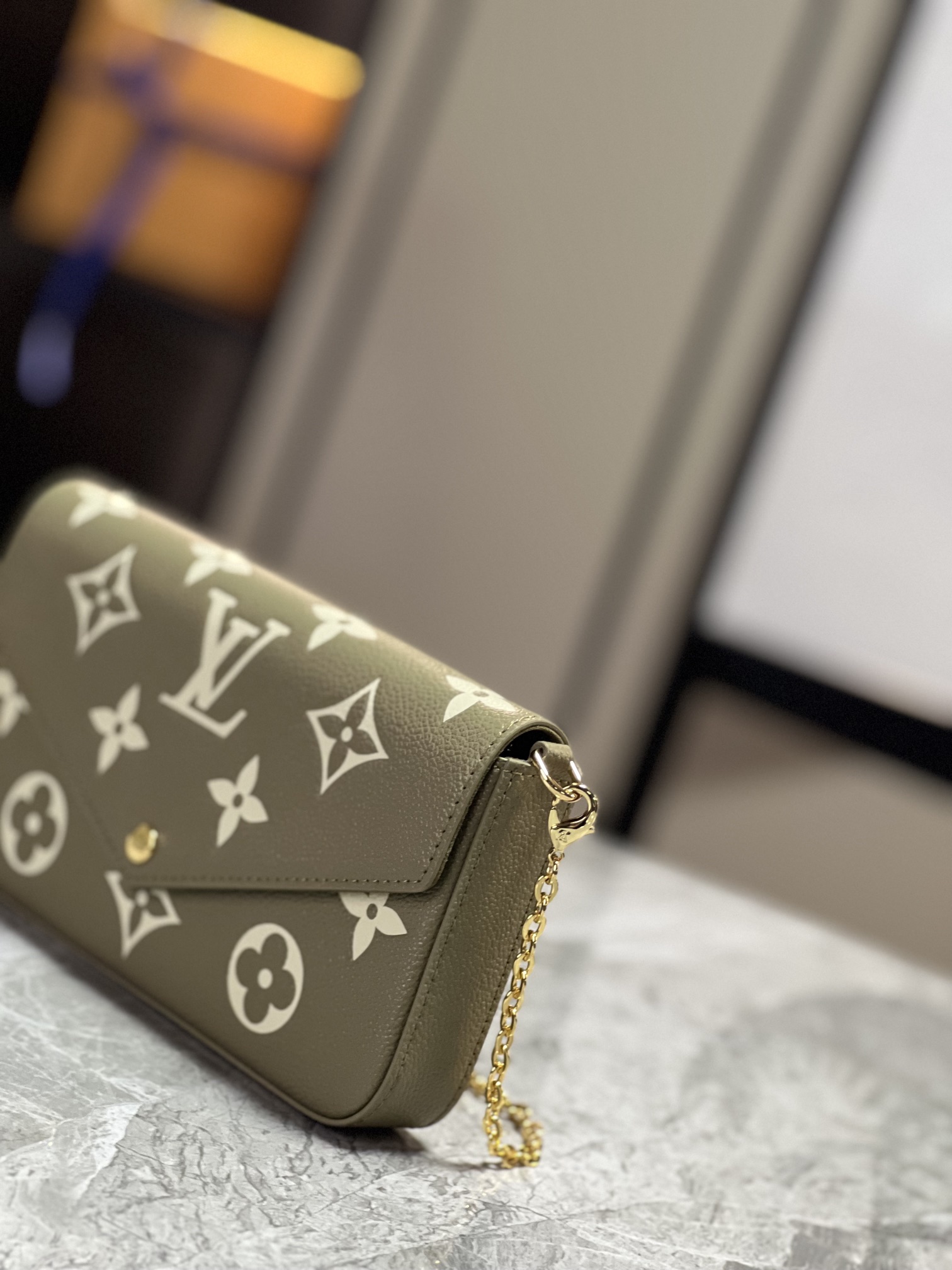 Louis Vuitton Haute Couture Classic Luxury Handbag Shoulder Crossbody 3