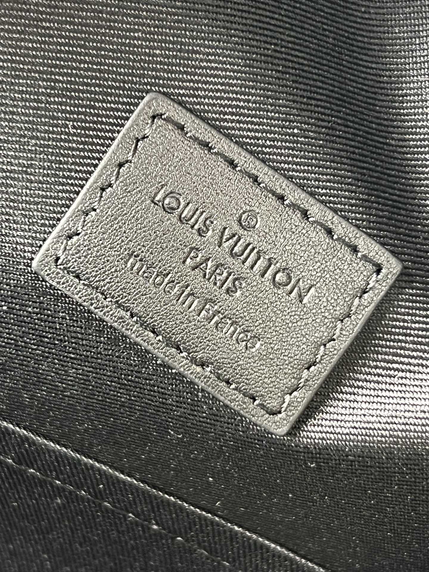 Louis Vuitton Haute Couture Haute Couture Ready-to-Wear Clothing Dress 9