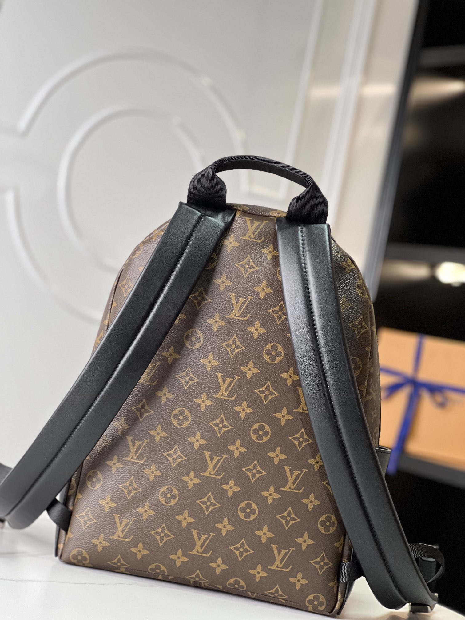 Louis Vuitton Haute Couture Haute Couture Ready-to-Wear Clothing Dress 3