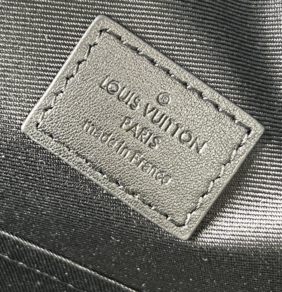 路易威登 Louis Vuitton 高定典藏名品高定成衣时装外套连衣裙衬衫T恤 #D0B09B56 9