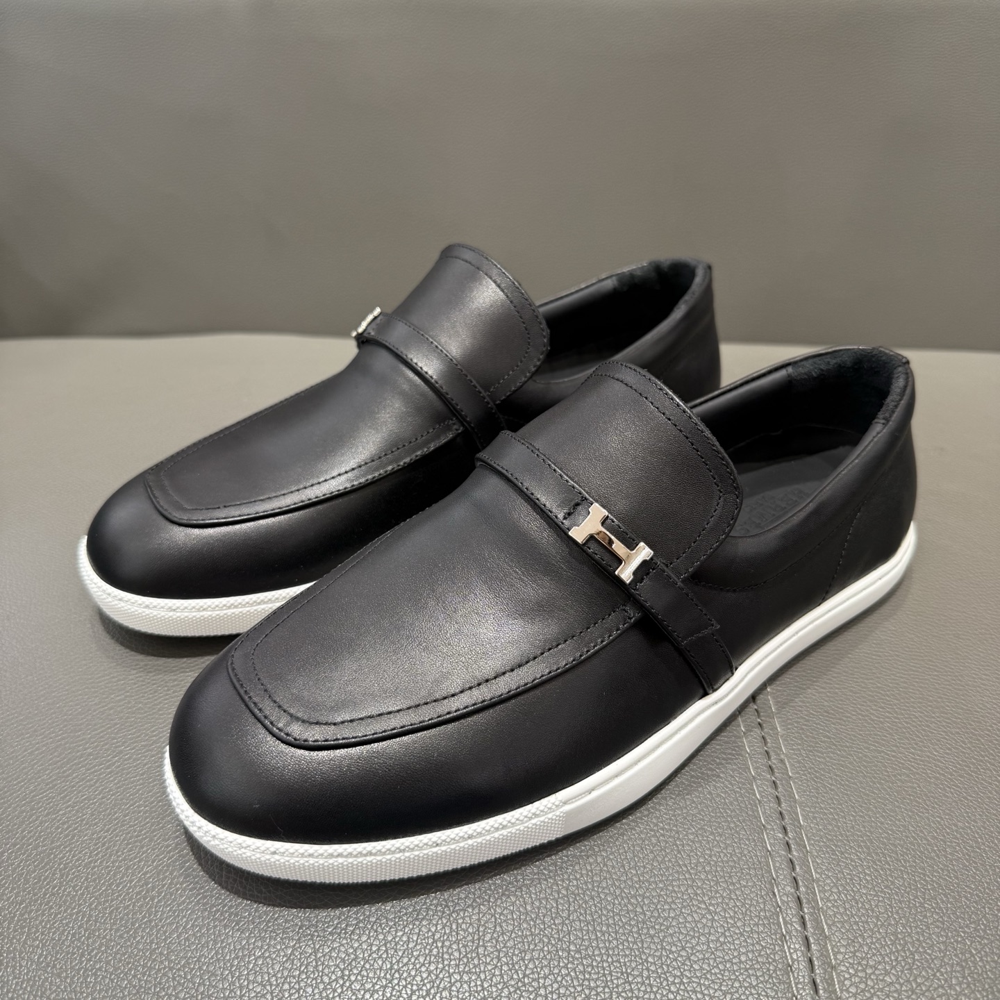 Hermes Style Leather Men's Shoes Lookbook Reference image 2