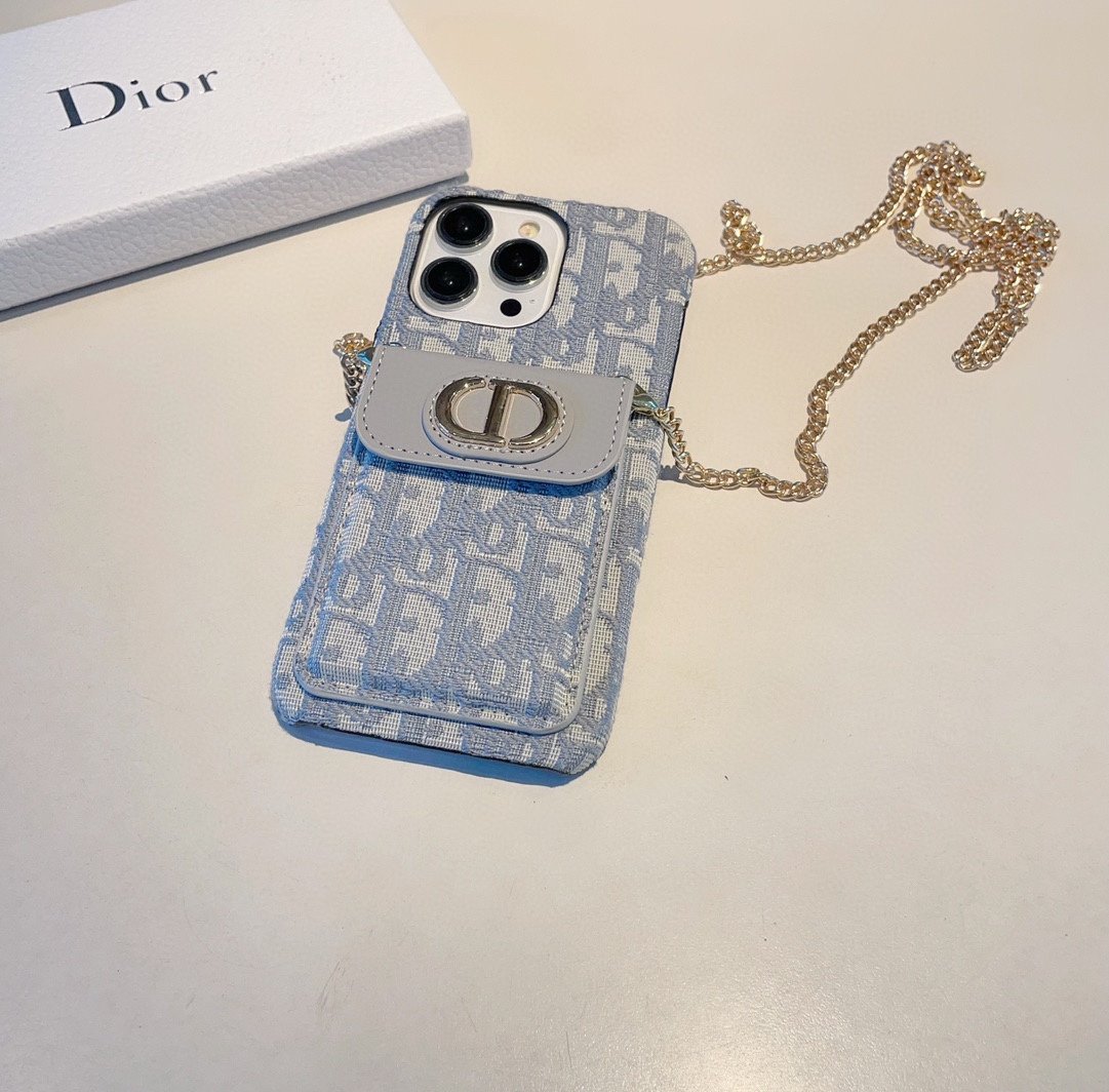 [庆祝][庆祝][庆祝]迪奥Dior卡包斜挎手机壳搭配链条️立马变成时尚达人型号为了不出现报错型号请打开