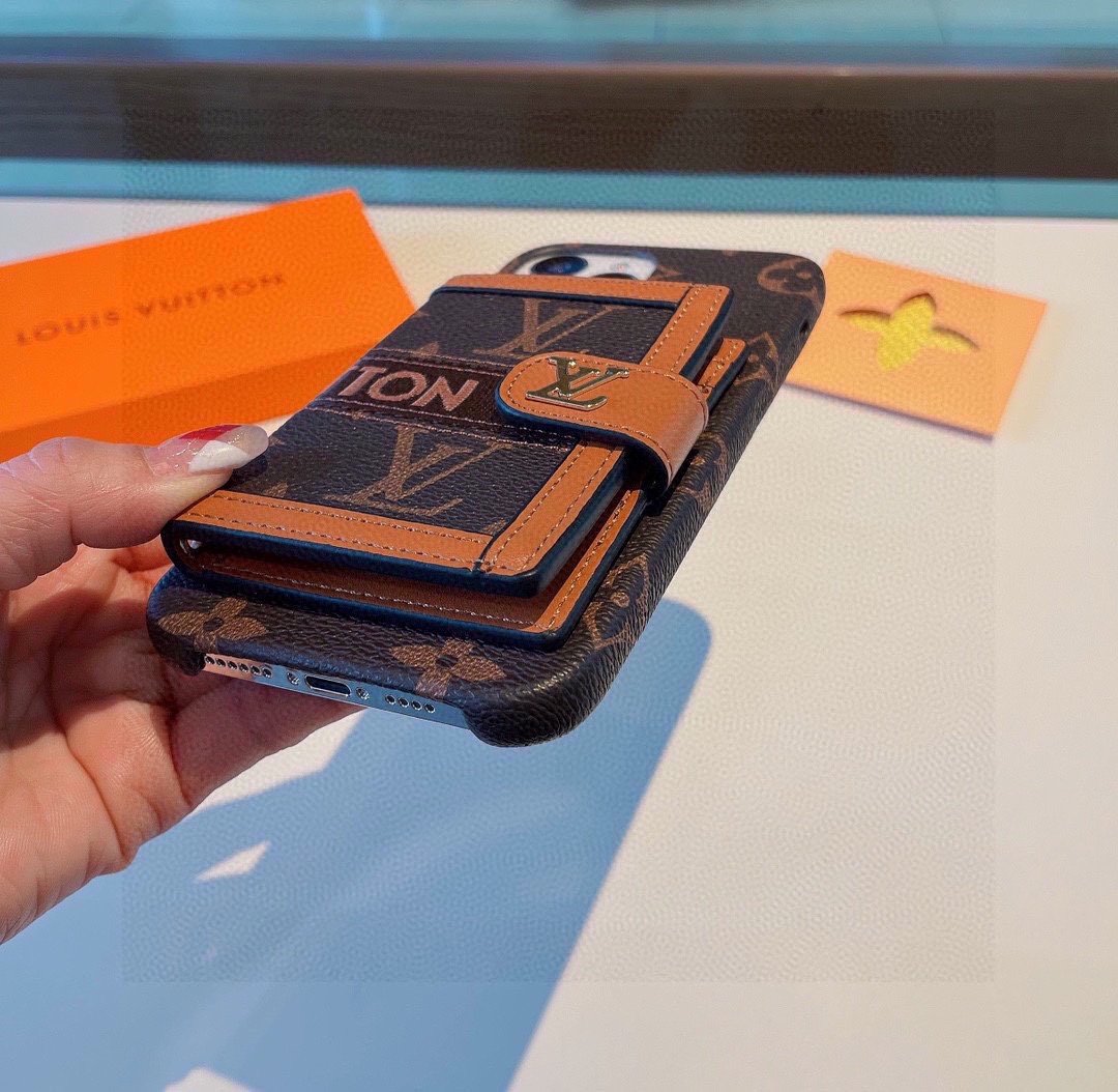 LV织带斜挎卡包手机壳高密度刺绣织带可调节可拆卸多卡位钱包精致时尚一壳多用iPhone15型号已更新型号