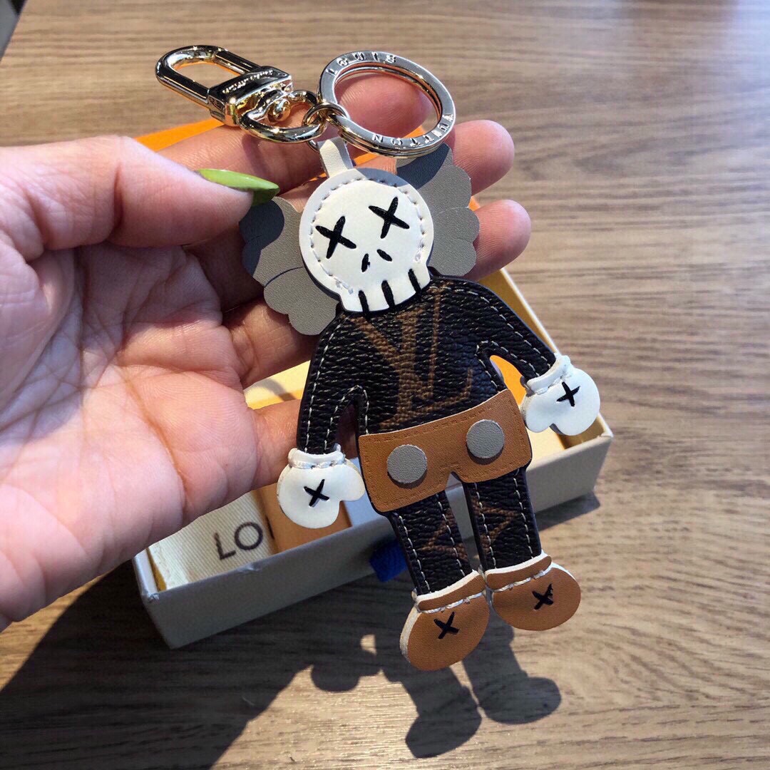 LOUIS VUITTON ✕ KAWS Keychain / Bag Charm & LV Monogram Phone Case - Comprehensive 3