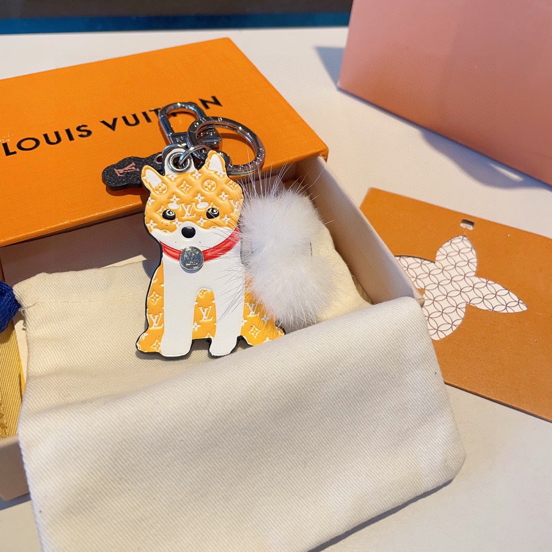 LOUIS VUITTON官网M00994柴犬水貂毛球钥匙扣挂件  LV包饰与钥匙扣 7