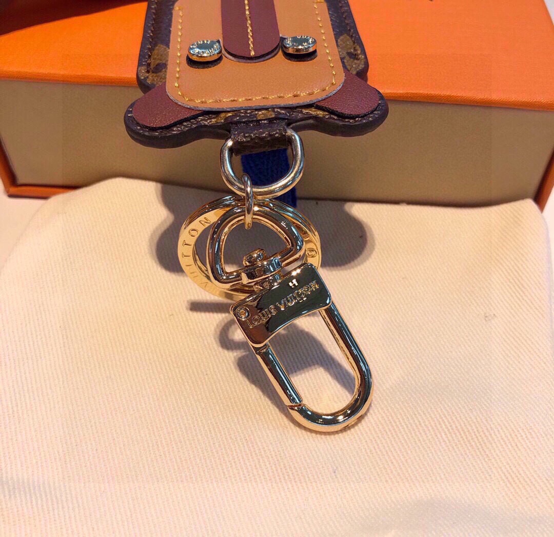 LV Lion Bag Charm and Key Holder - Comprehensive 6