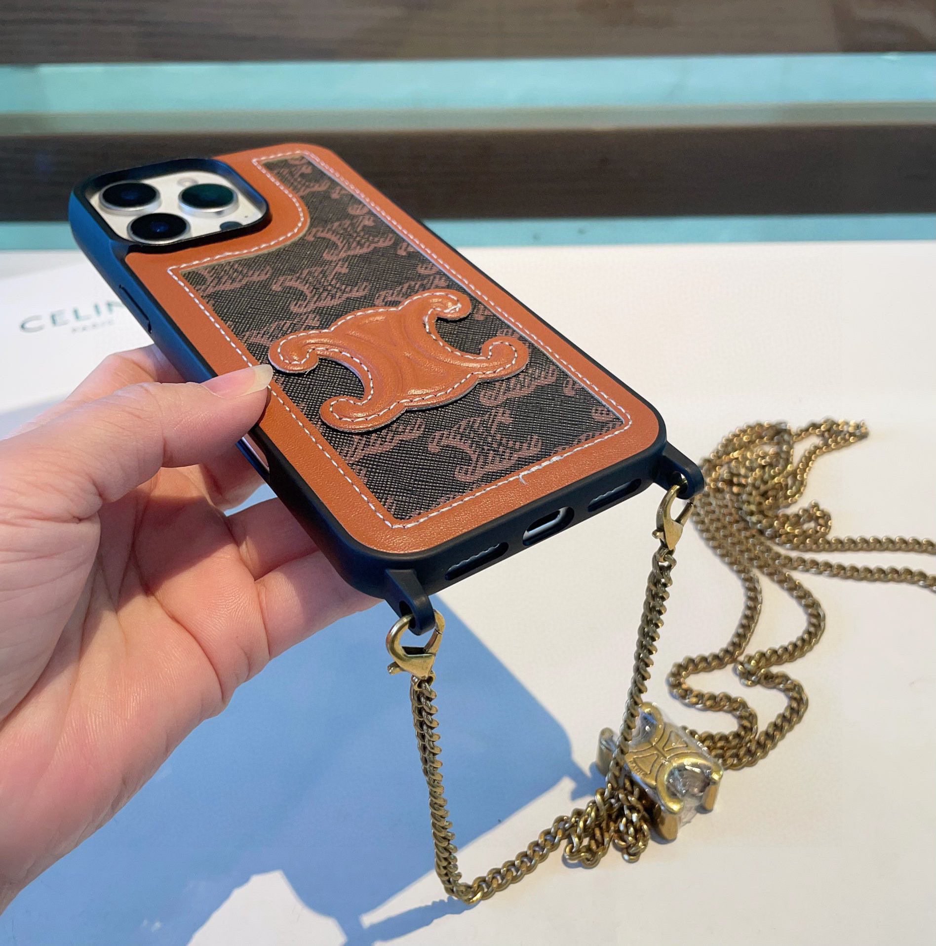 Celine Zelin Kerry’s iPhone Mobile Phone Shell Model Summary and Updates. - 图片 3