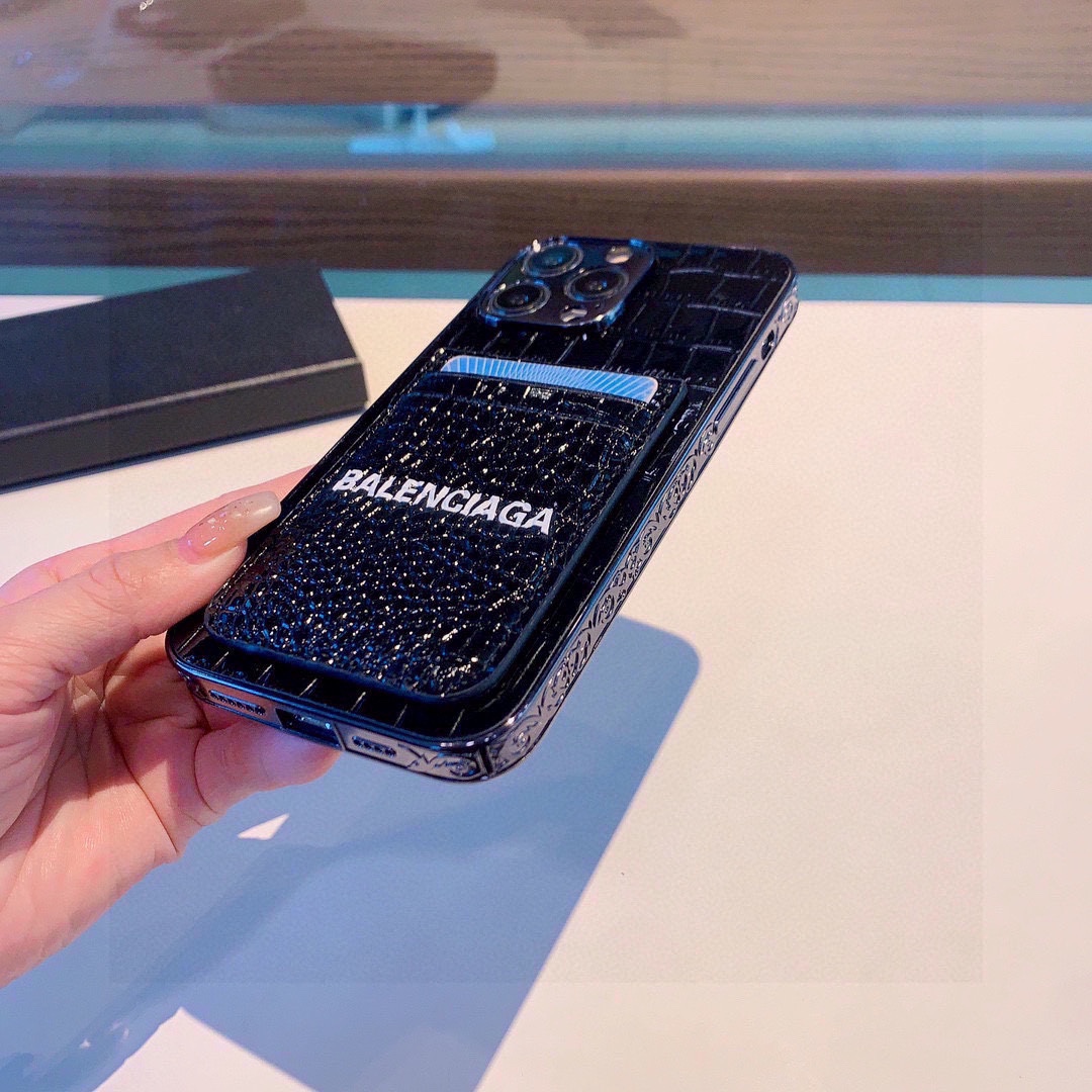 iPhone Series Updates: Precision Protection, Electroplating Edge, High-Quality Leather. - 图片 7