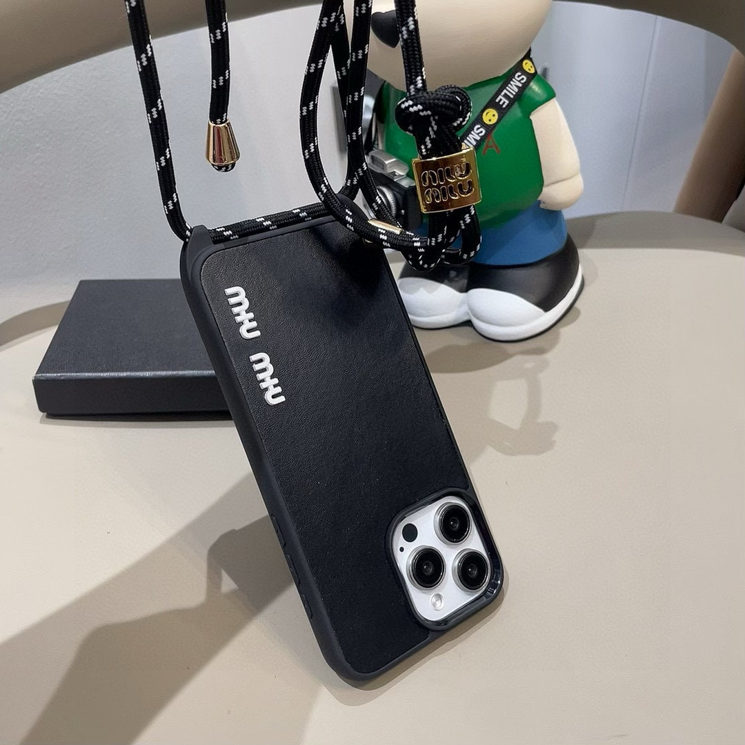 Miumiu’s New iPhone16 Series Cell Phone Shells and Customization Options - 图片 7