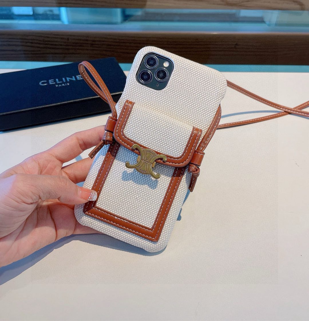 Celine Selinka’s Three-Pack of Cell Phone Shells and Latest iPhone Updates. - 图片 6