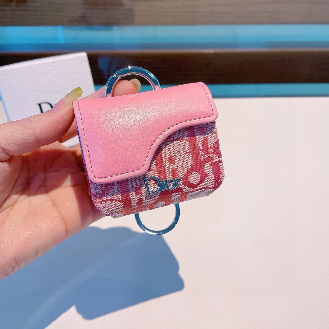  。Dior官网款耳机包，迪奥拼色耳机包，原版五金，一个尺寸73mm*68mm*35mm，适用任何尺寸蓝