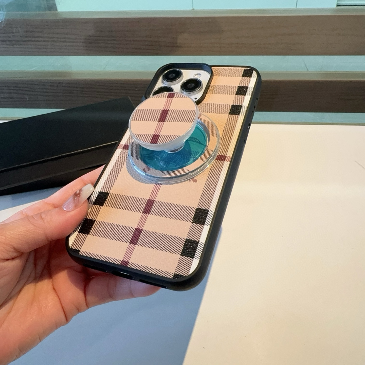 Barboli Magnetic Suction Cell Shell for iPhone 16 Series and Custom Models - 图片 5
