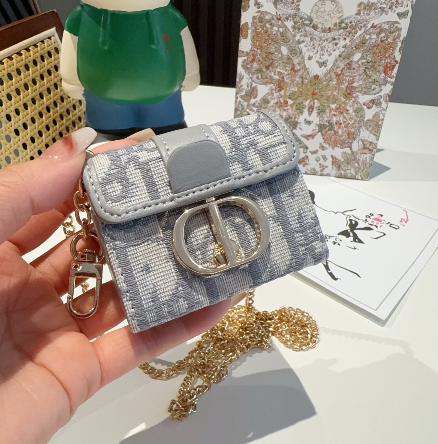 Dior Mondo Series Bluetooth Headset Kit with Slashed Chain and Mini Buns Package - 图片 6