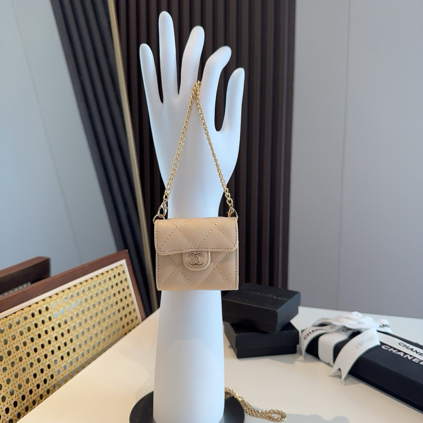 Fashion Mini-Packs with Bluetooth Headset in Compact Size of 7.3×6.5x3cm
