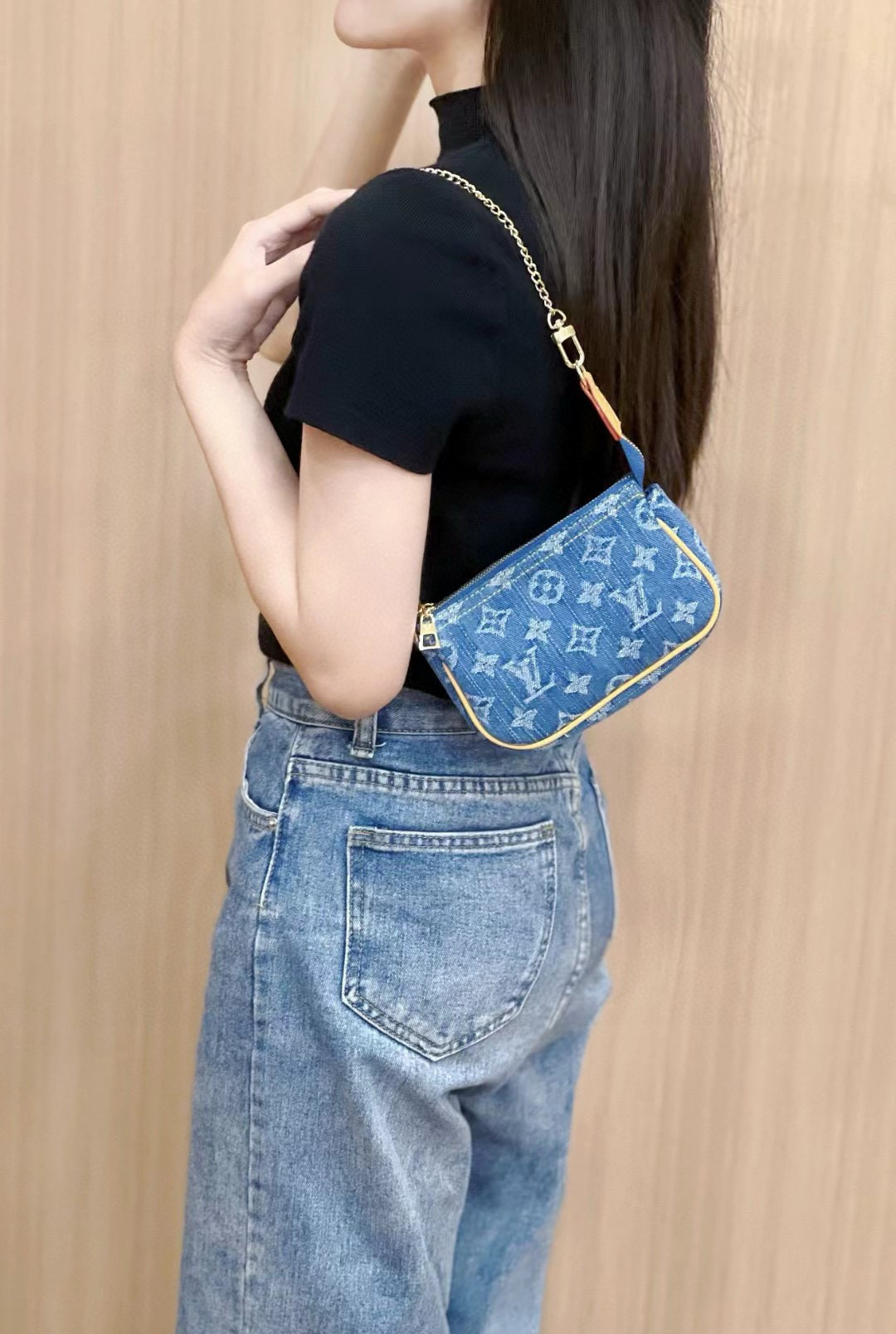   ➕配斜挎长链❗️新品❗️☀️Louis Vuitton 路易威登lv迷你牛仔麻将包 手机包 钥匙扣 