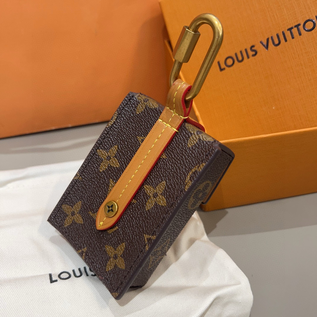 ❗️新品❗️Louis Vuitton 路易威登lv中古系列烟盒挂件挂饰可放耳机 零钱 车钥匙 香烟等小