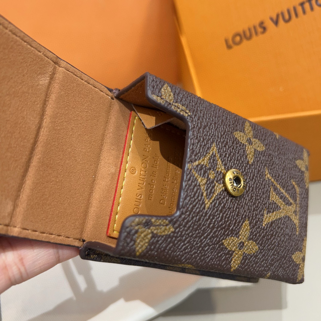 ❗️新品❗️Louis Vuitton 路易威登lv中古系列烟盒挂件挂饰可放耳机 零钱 车钥匙 香烟等小