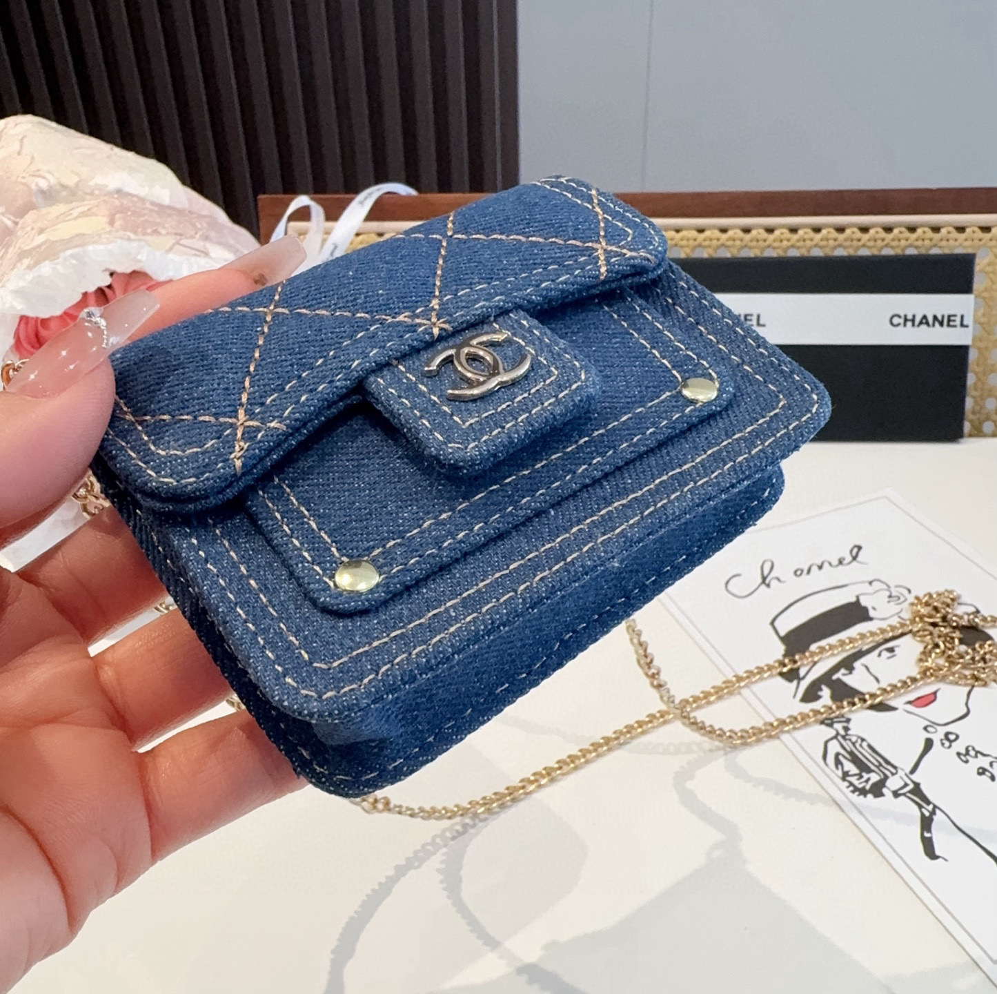 ❤️香奈儿CHANEL官网新款mini斜挎包包 零钱包👛搭配链条 可拆卸❤️可放耳机 纸巾 口红💄 钥匙