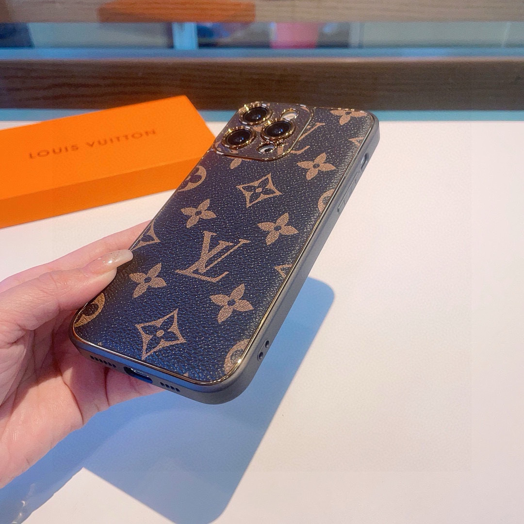 💗lv经典电镀老花手机壳 二合一全包新材料,手感舒适!
型号:为了不出现报错型号,请打开本机查看手机设置