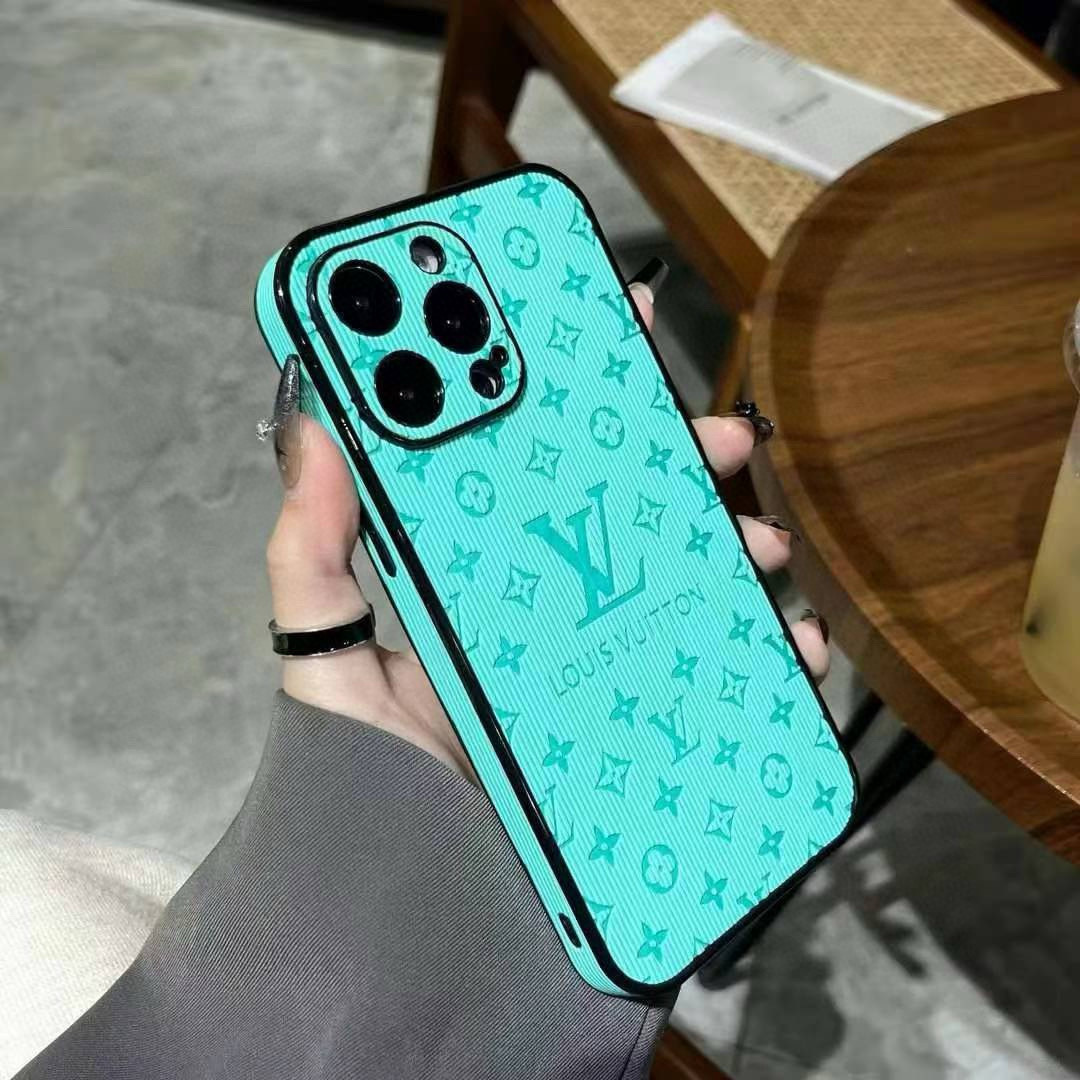 。LV手机壳 竖纹侧贴全包精孔手机壳
型号:为了不出现报错型号,请打开本机查看手机设置显示的型号
iPh