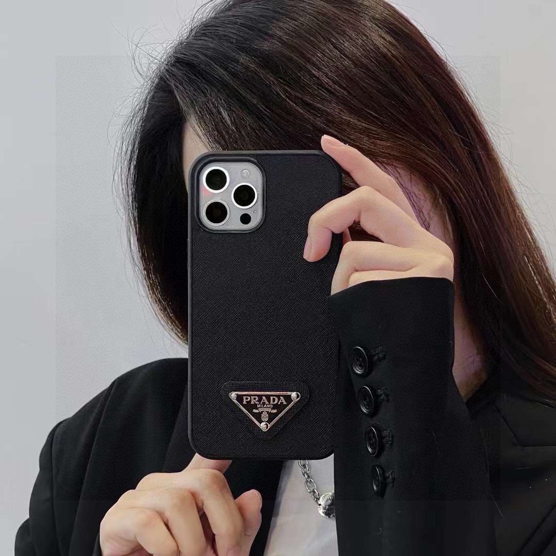 ❄️新款上架💠 普拉达·PRADA官网同款全包手机壳,精准孔位
iPhone16系列更新
型号:为了