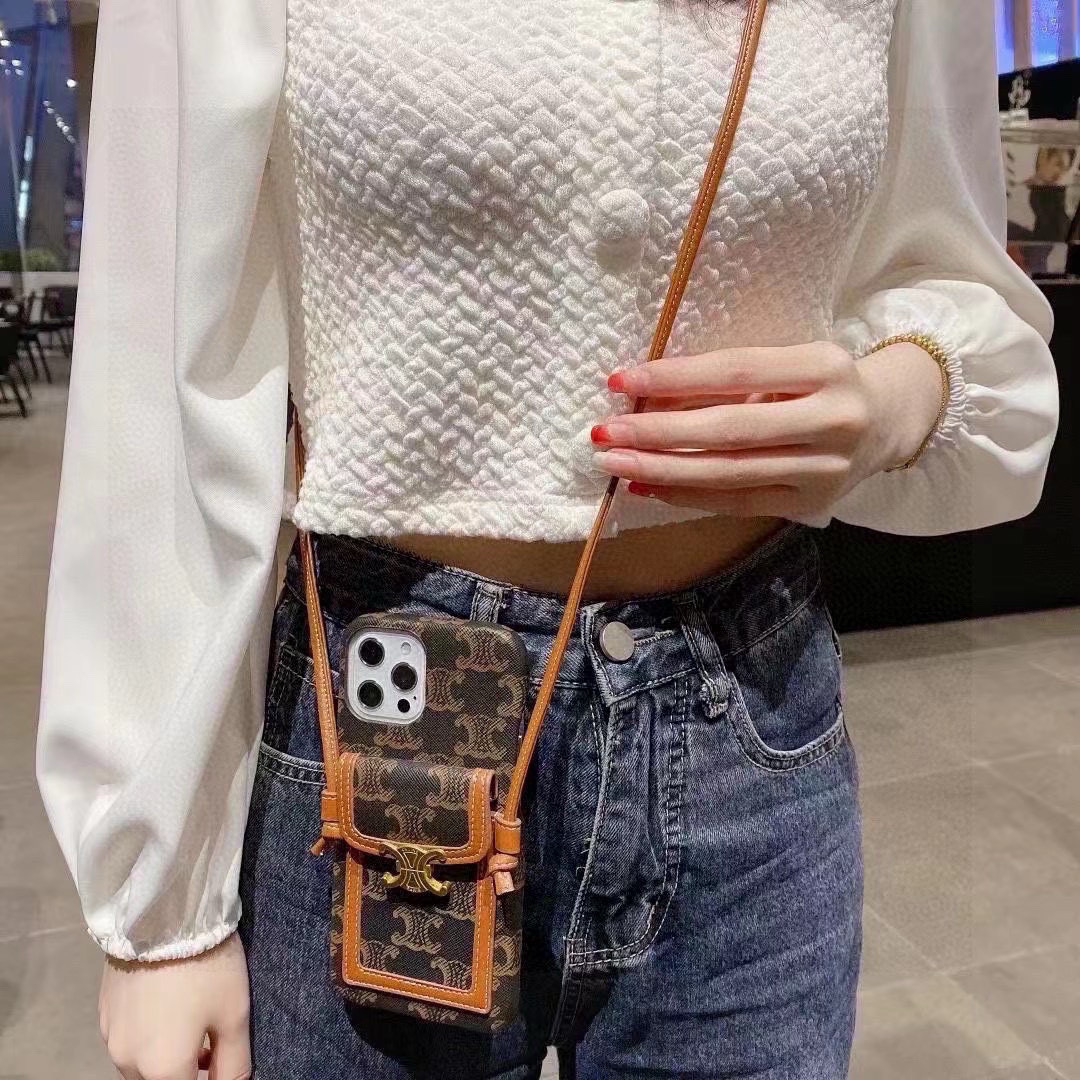 💥celine赛琳卡包手机壳三包壳,可支架,带挂绳可斜挎可挂脖
型号:为了不出现报错型号,请打开本机查