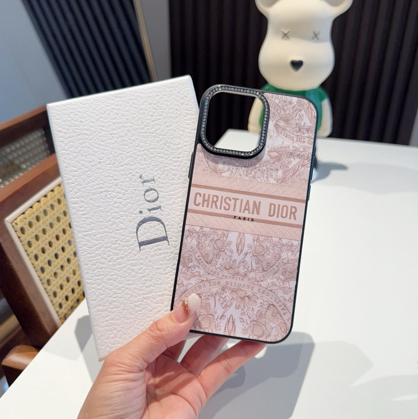 💕新品💕✨Dior迪奥限定款丛林系列手机壳 闪钻摄像头高位保护 侧贴皮全包手机壳 凹造型绝绝子强
型号