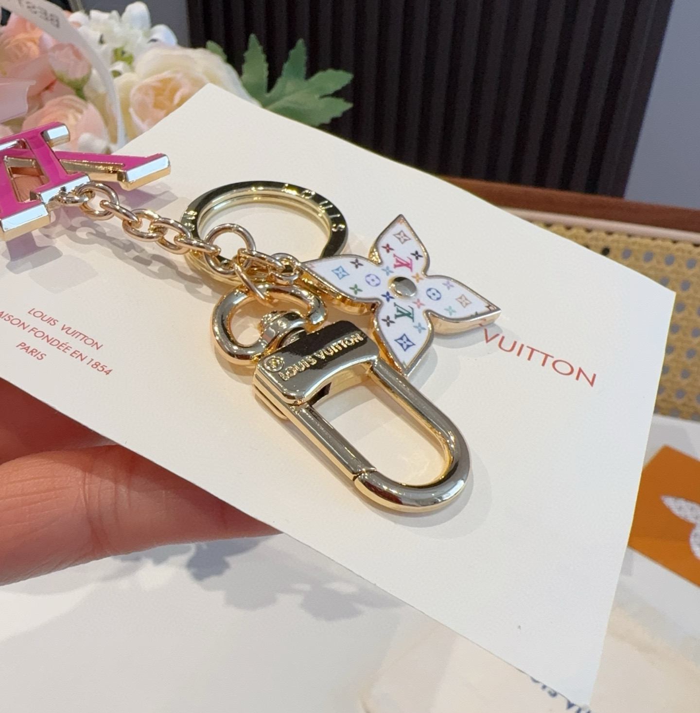  。村上隆三彩系列 白三彩 黑三彩 老花 LV 钥匙扣 SPring Street 包饰与钥匙扣 包包挂