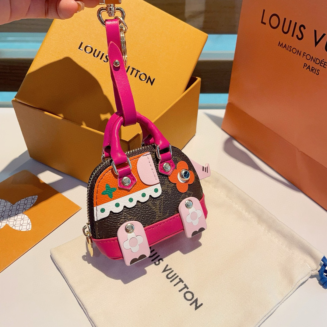 ❗️新款 LOUIS VUITTON 大象🐘钥匙扣mini包包  LV包包挂饰 零钱包，耳机包
专柜码M
