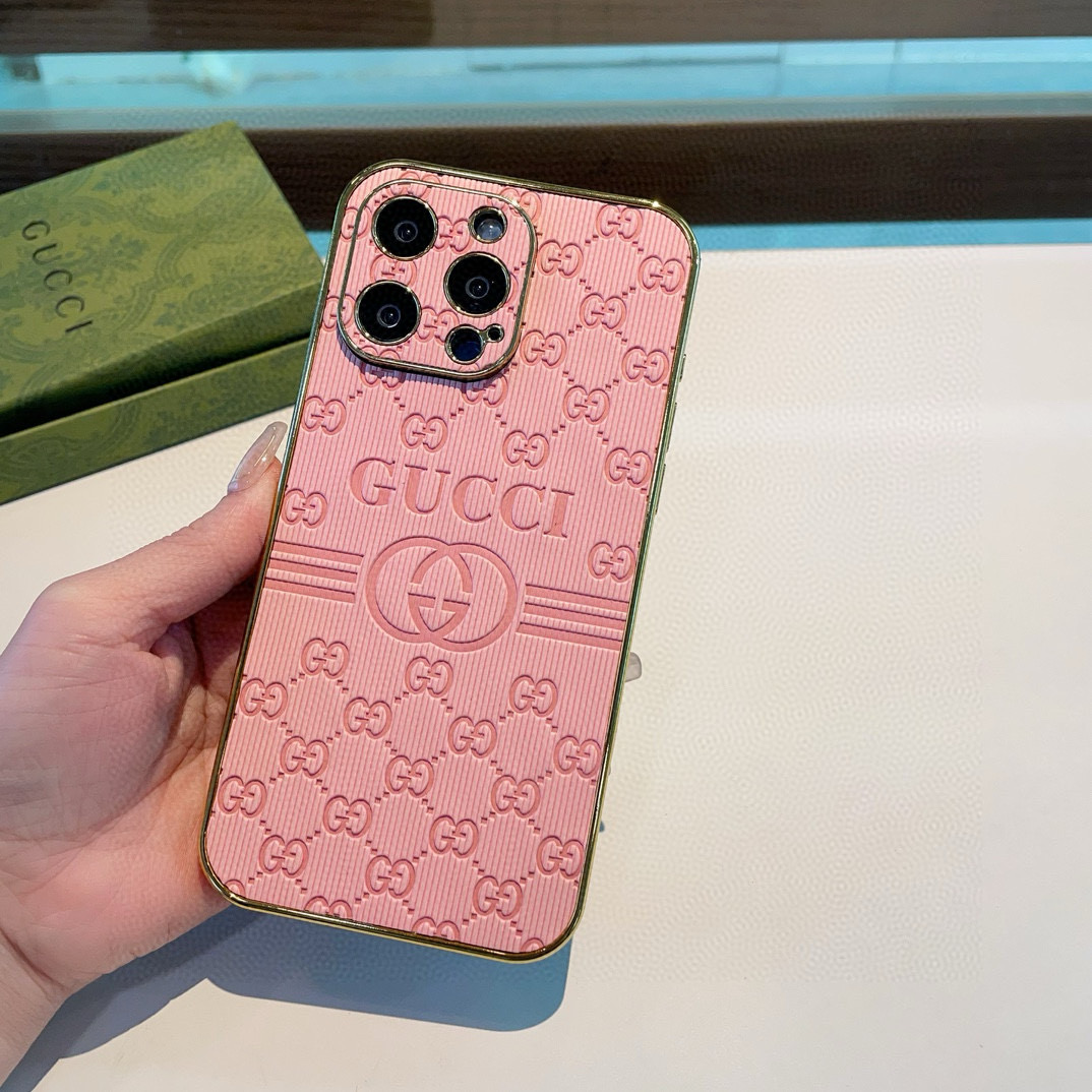 。 古驰Gucci电镀侧贴压纹手机壳 全包精孔手机壳
型号：为了不出现报错型号，请打开本机查看手机设置