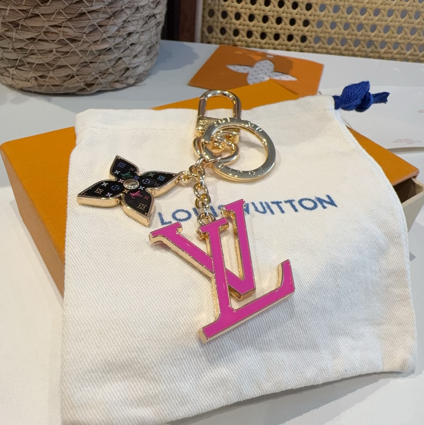  。村上隆三彩系列 白三彩 黑三彩 老花 LV 钥匙扣 SPring Street 包饰与钥匙扣 包包挂