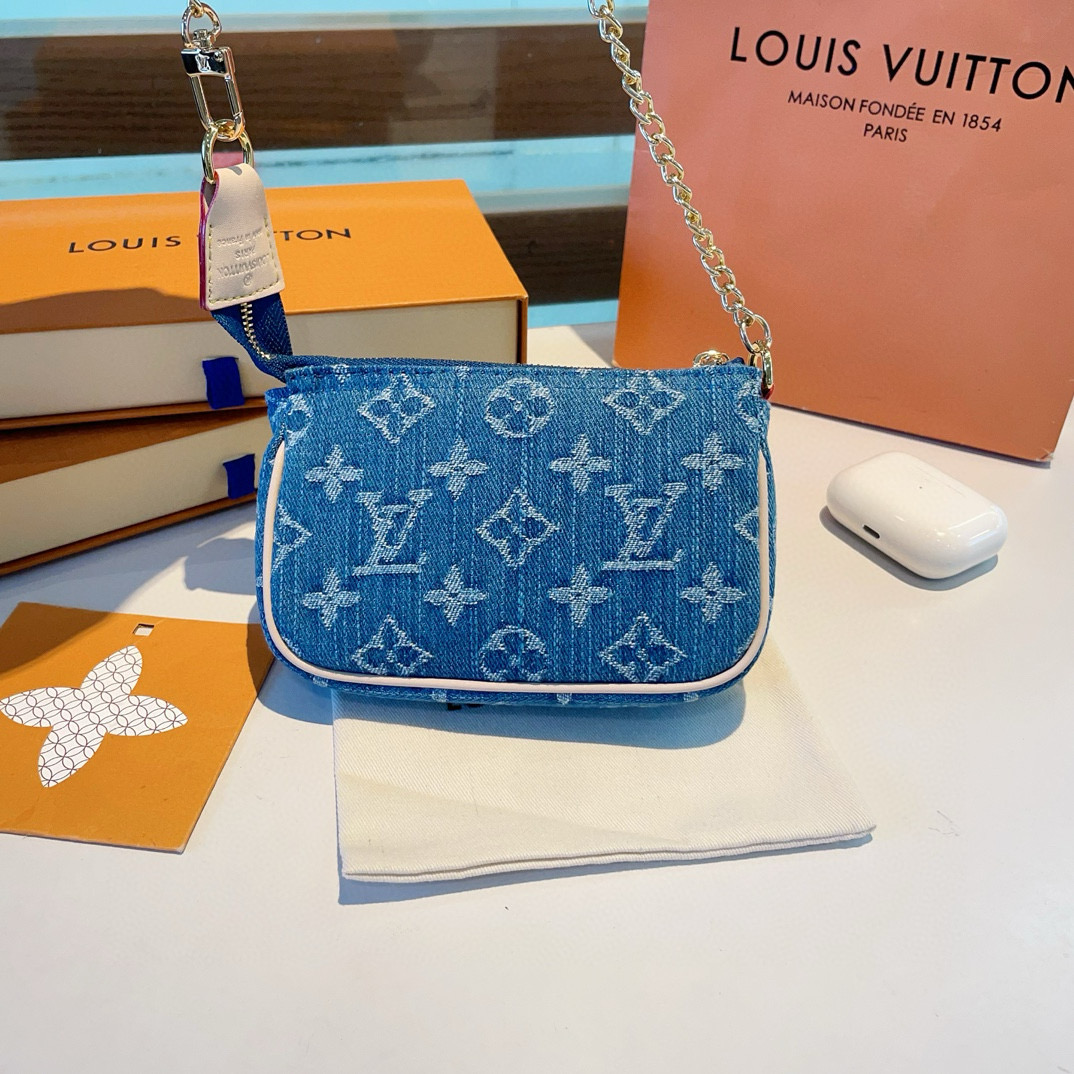   ➕配斜挎长链❗️新品❗️☀️Louis Vuitton 路易威登lv迷你牛仔麻将包 手机包 钥匙扣 