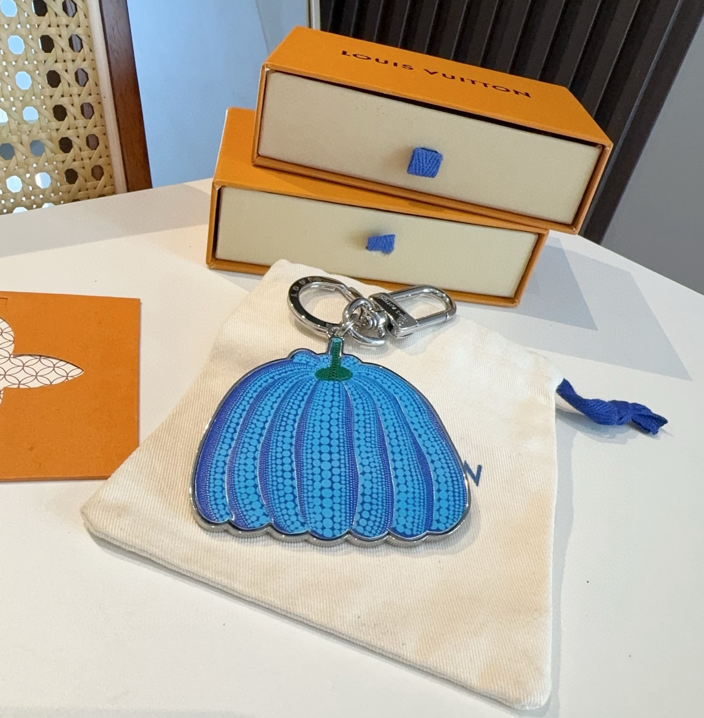  。LV草间弥生南瓜钥匙扣挂件 包包挂饰 Louis Vuitton 路易威登LV&草间弥生南瓜🎃钥匙扣