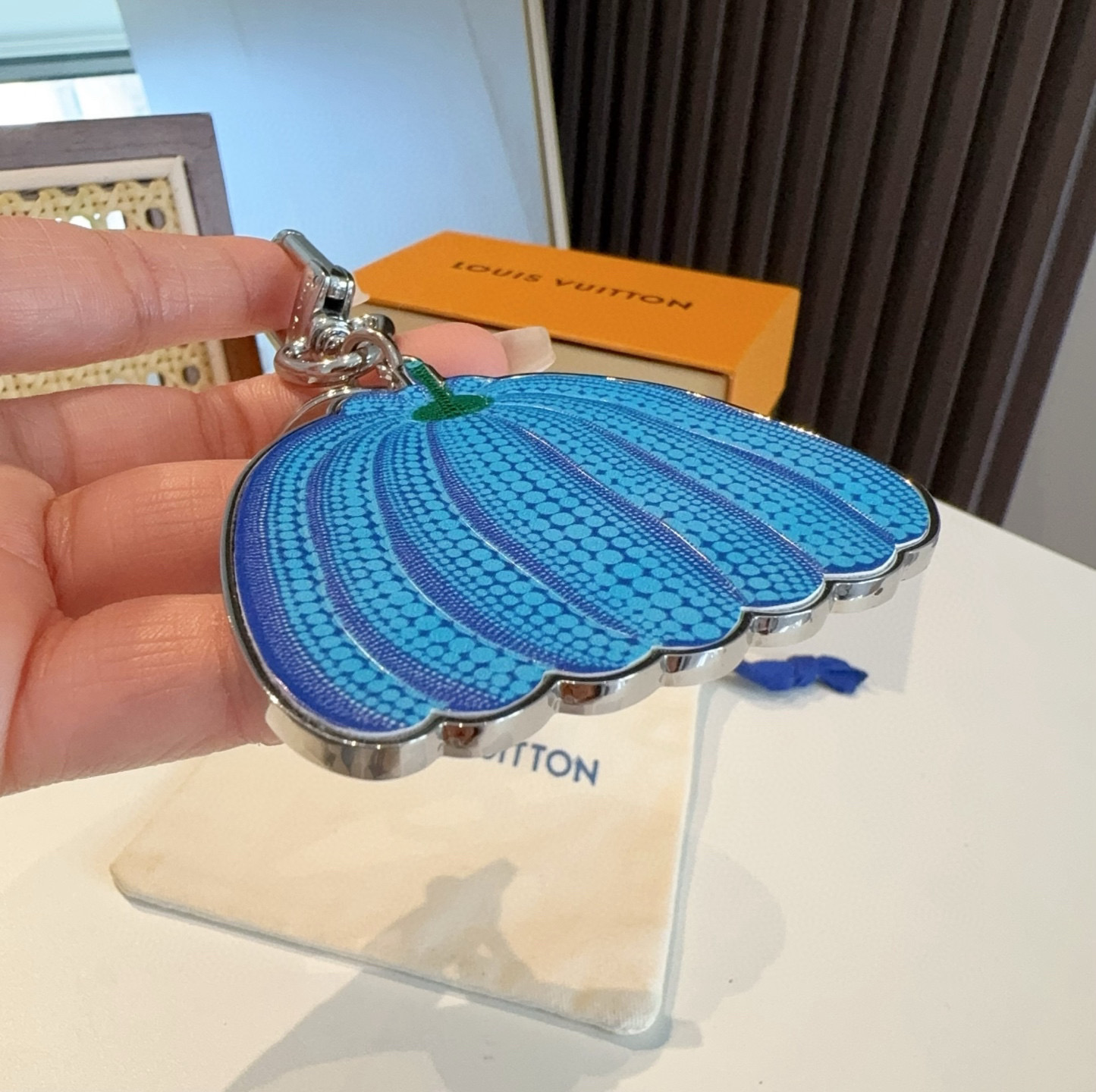  。LV草间弥生南瓜钥匙扣挂件 包包挂饰 Louis Vuitton 路易威登LV&草间弥生南瓜🎃钥匙扣