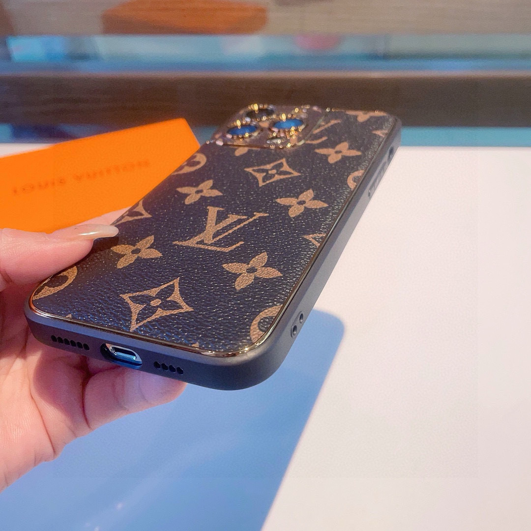 💗lv经典电镀老花手机壳 二合一全包新材料,手感舒适!
型号:为了不出现报错型号,请打开本机查看手机设置