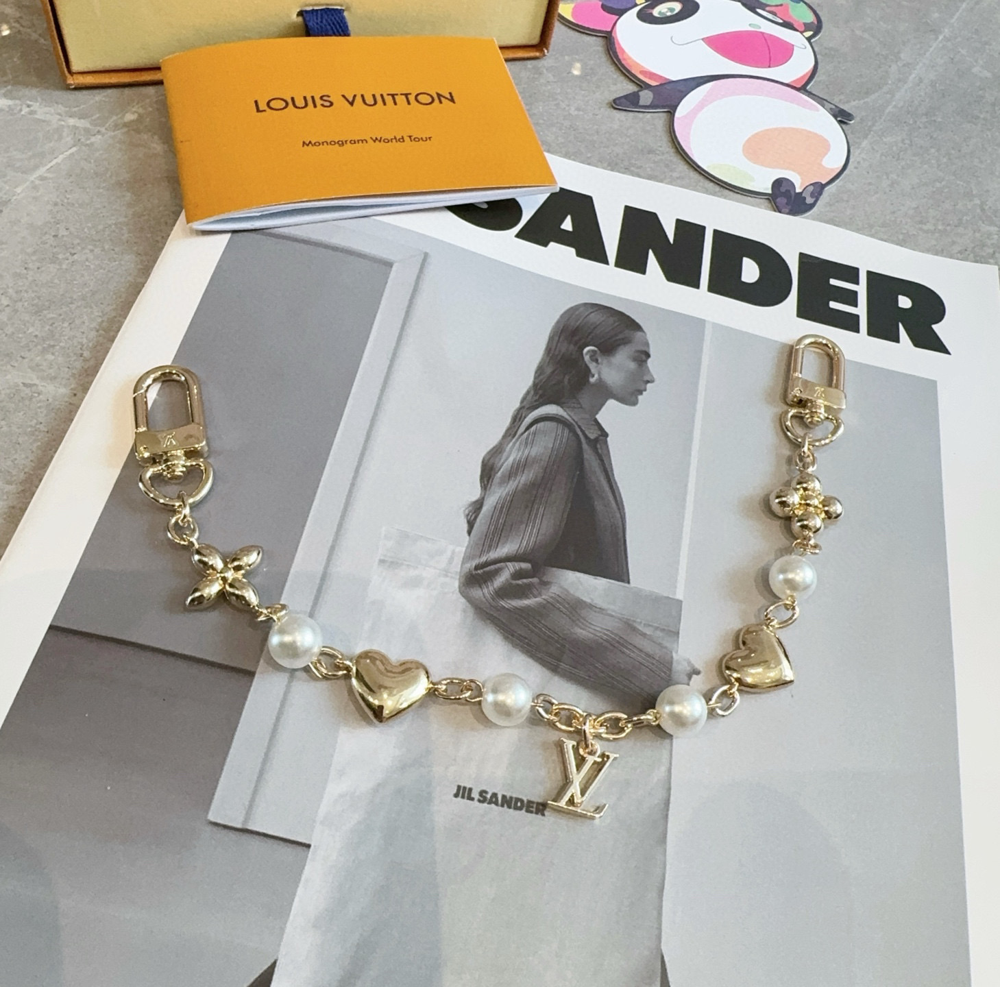   LV钥匙扣 包包挂链 挂件 金色
SPring Street Chain 包饰将 Monogram 