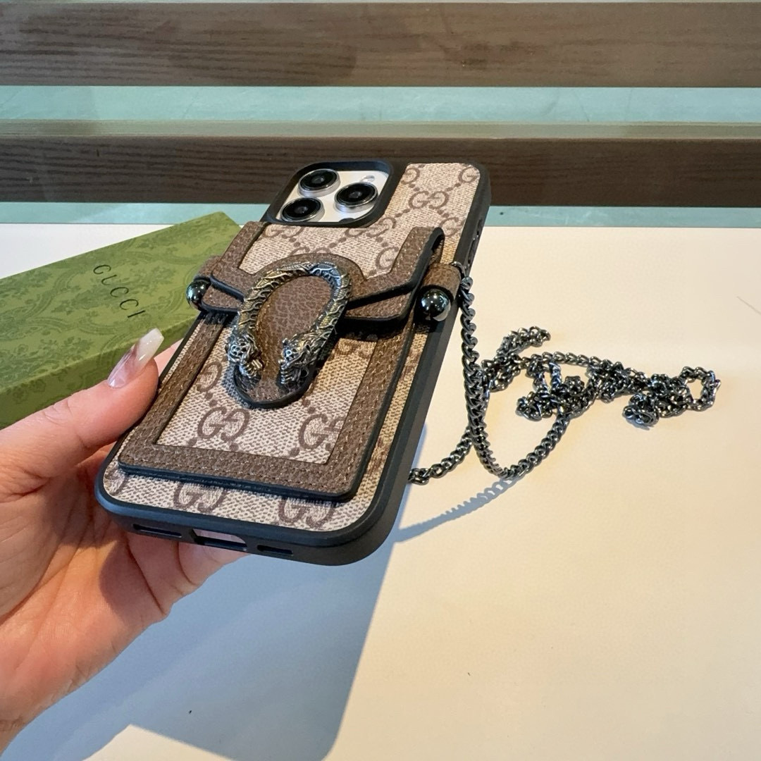 。。蛇🐍年爆款 Gucci古驰贴皮酒神系列蛇头卡包手机壳 斜挎手机壳
型号:为了不出现报错型号,请打开