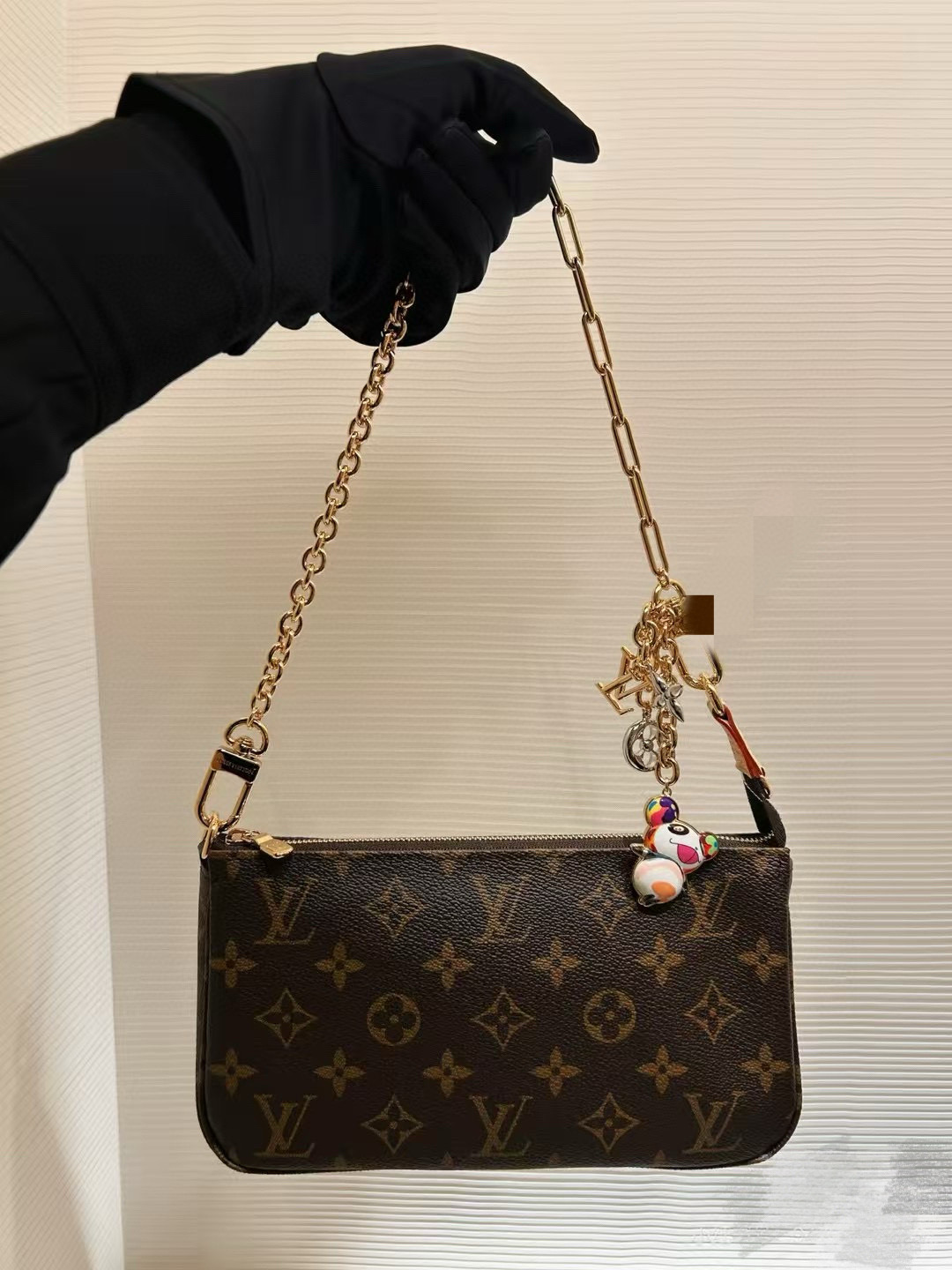  LV 钥匙扣 包包挂链 可当包包肩带 x TM SuPerflat链条包饰出自路易威登x村上隆合作系列