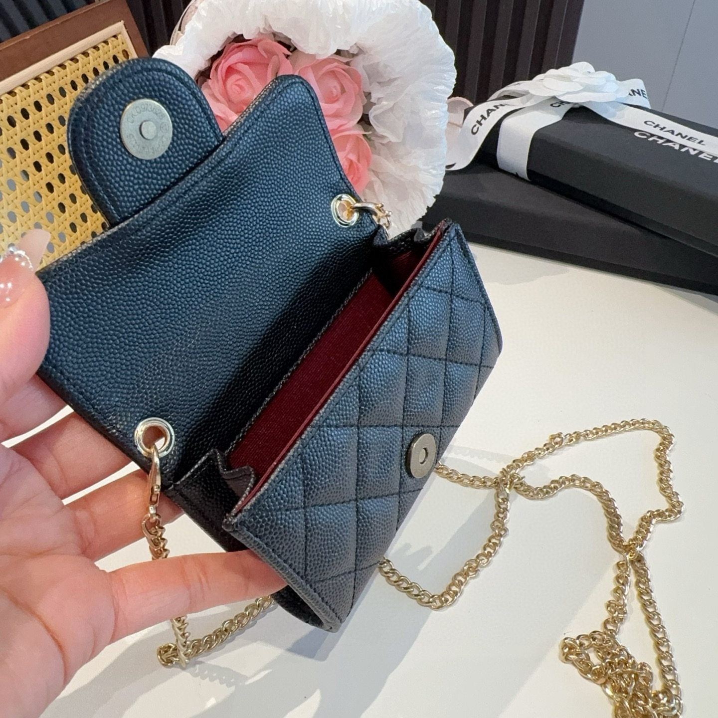 ❤️香奈儿CHANEL mini斜挎包包 零钱包👛搭配细链条⛓️挂绳可拆卸❤️可放耳机 纸巾 口红💄 钥