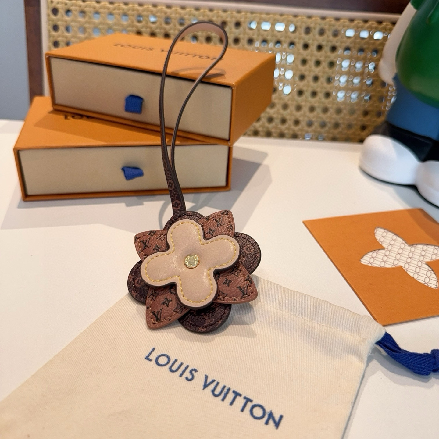  🆕新品M02136 ☀️Louis Vuitton 路易威登lv小花 花卉 MY MONOGRAM L