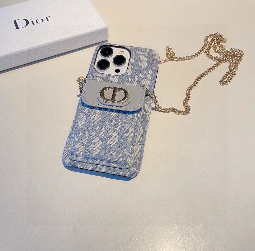 庆祝庆祝庆祝迪奥Dior卡包斜挎手机壳 搭配链条⛓️ 立马变成时尚达人
iPhone16系列更新