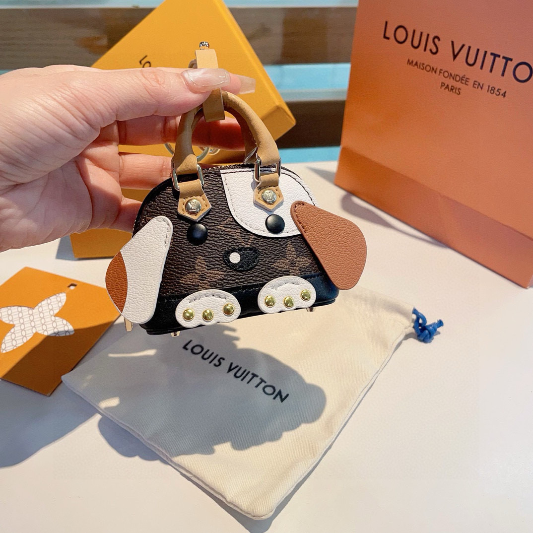 ❗爆款。路易威登LOUIS VUITTON 新款 mini小狗贝壳包  LV包包挂饰，钥匙扣，零钱包，耳