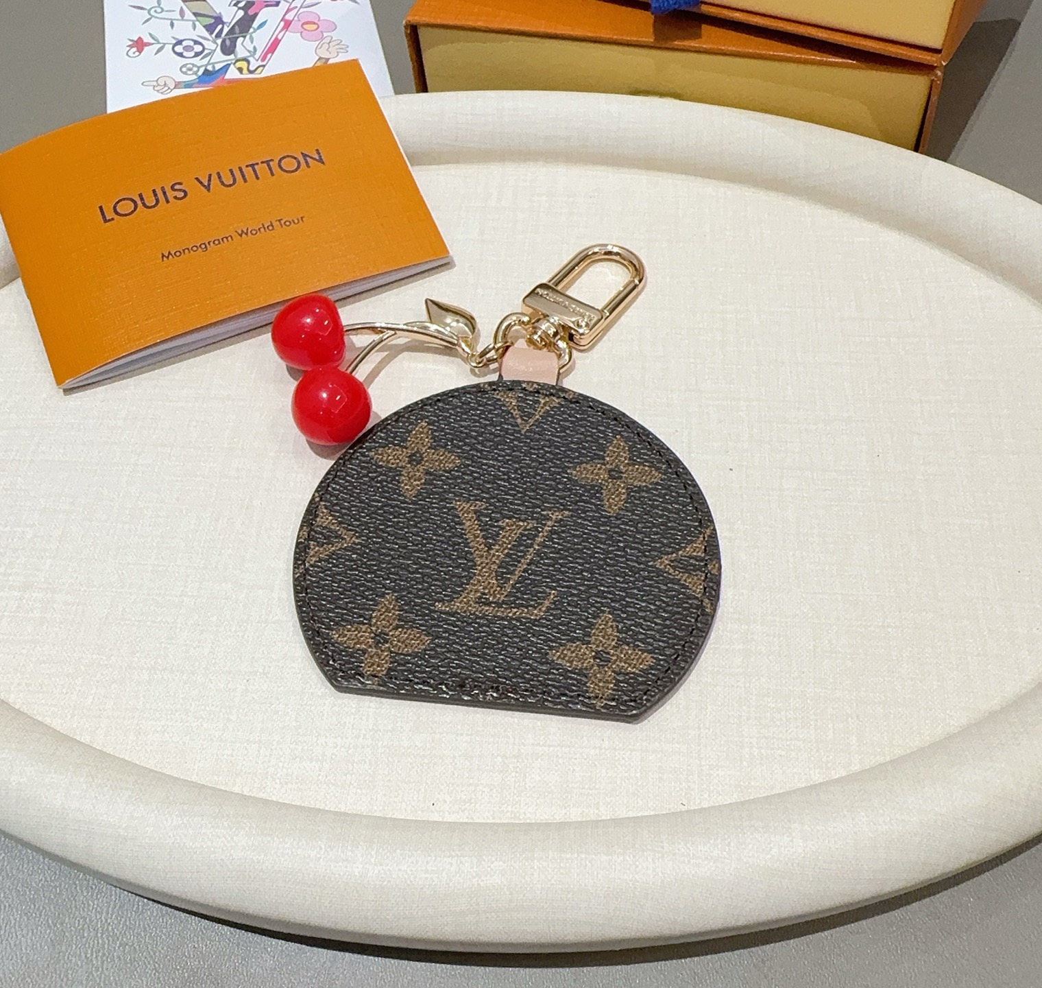  Louis Vuitton 路易威登LV x TM CERISE LV MINI MIRROR 樱桃🍒