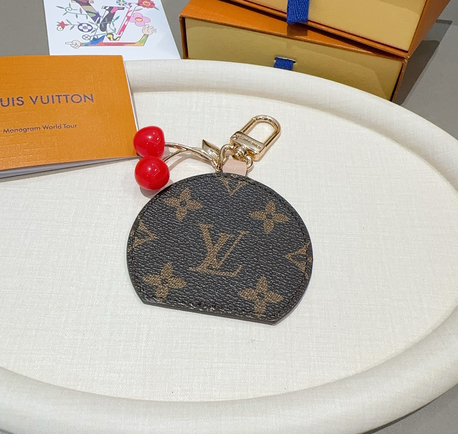  Louis Vuitton 路易威登LV x TM CERISE LV MINI MIRROR 樱桃🍒